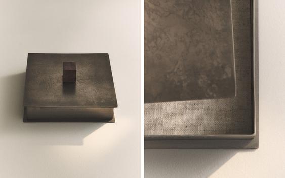 WOODEN KNOB METAL BOX