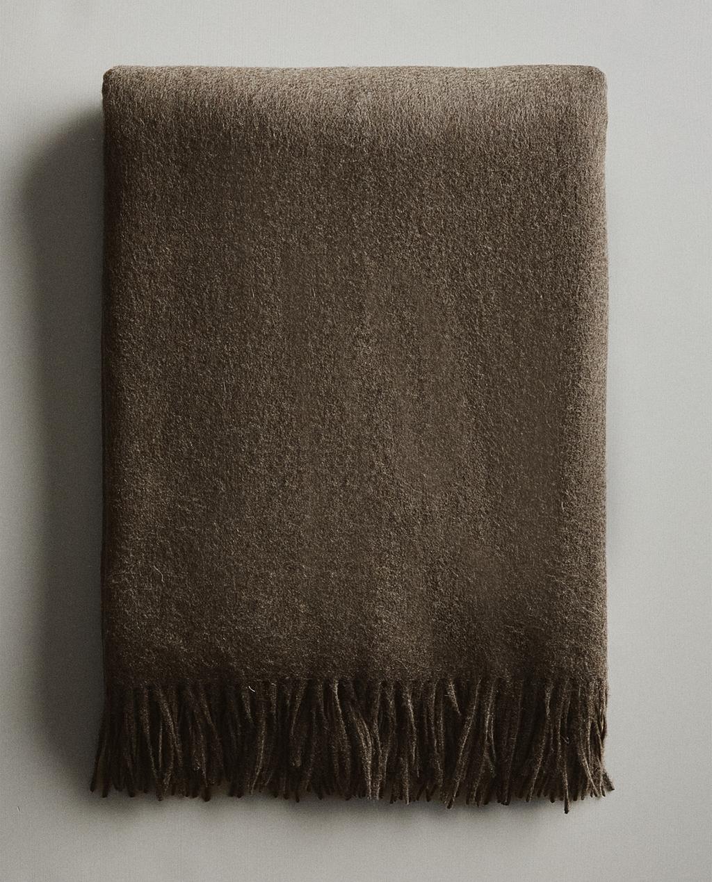 WOOL AND CASHMERE BLEND THROW