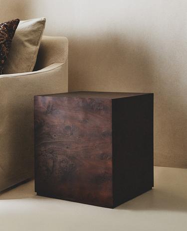 ROOT WOOD CUBE TABLE