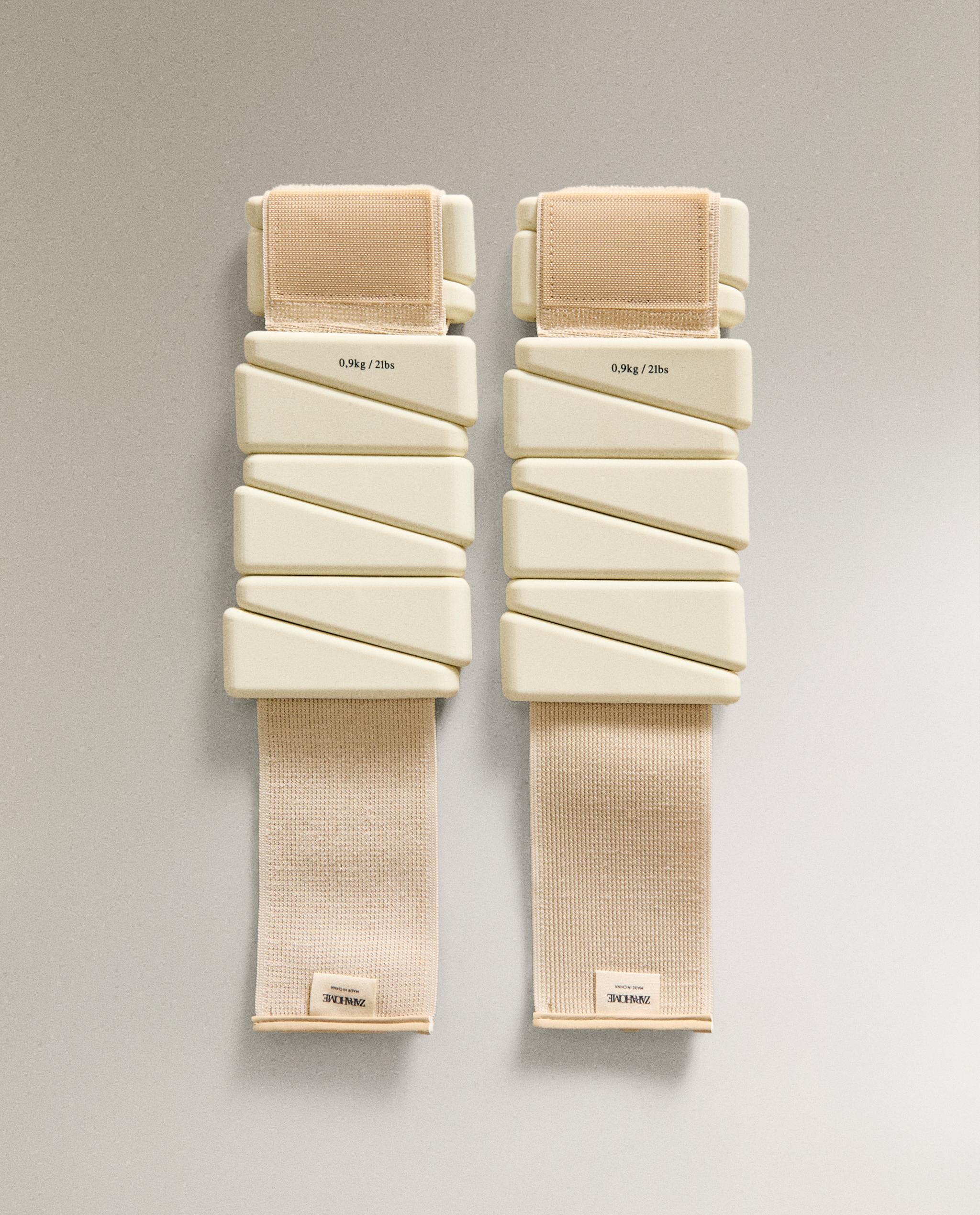 PACK OF EXERCISE ANKLE WEIGHTS (PACK OF 2) product thumbnail 13