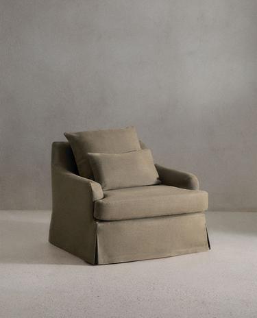 ARMCHAIR 01