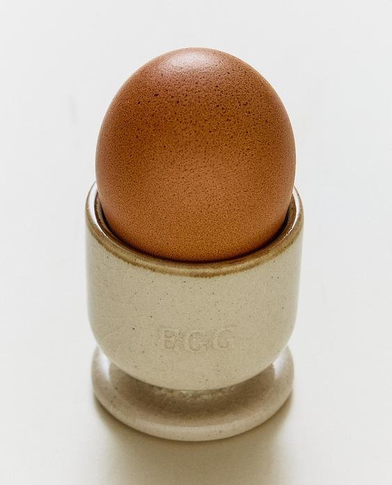 STONEWARE EGG CUP