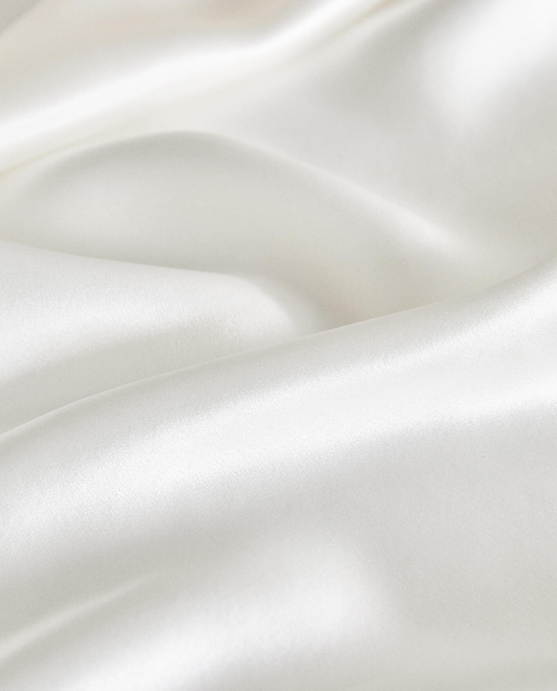 MULBERRY SILK FITTED SHEET | 30 CM HIGH product thumbnail 15