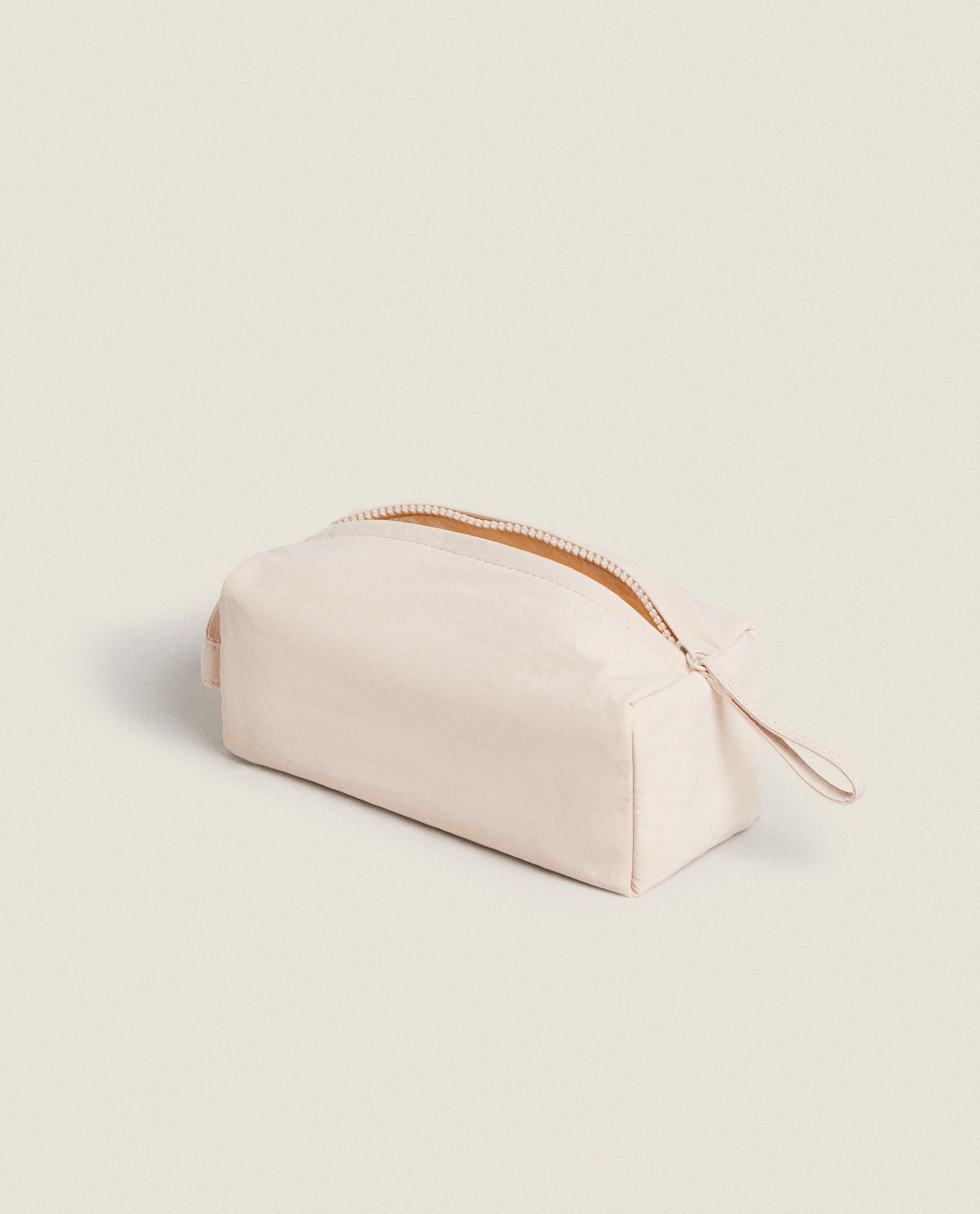 スペイン発送 ZARA ミニリップスティックホルダーボックス限定版 スペイン発送 ZARA ミニリップスティックホルダーボックス限定版