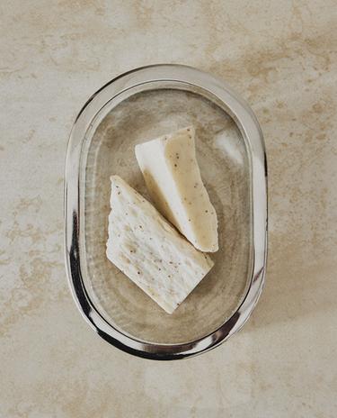 SABONERA BANY VIDRE RELLEU I METALL