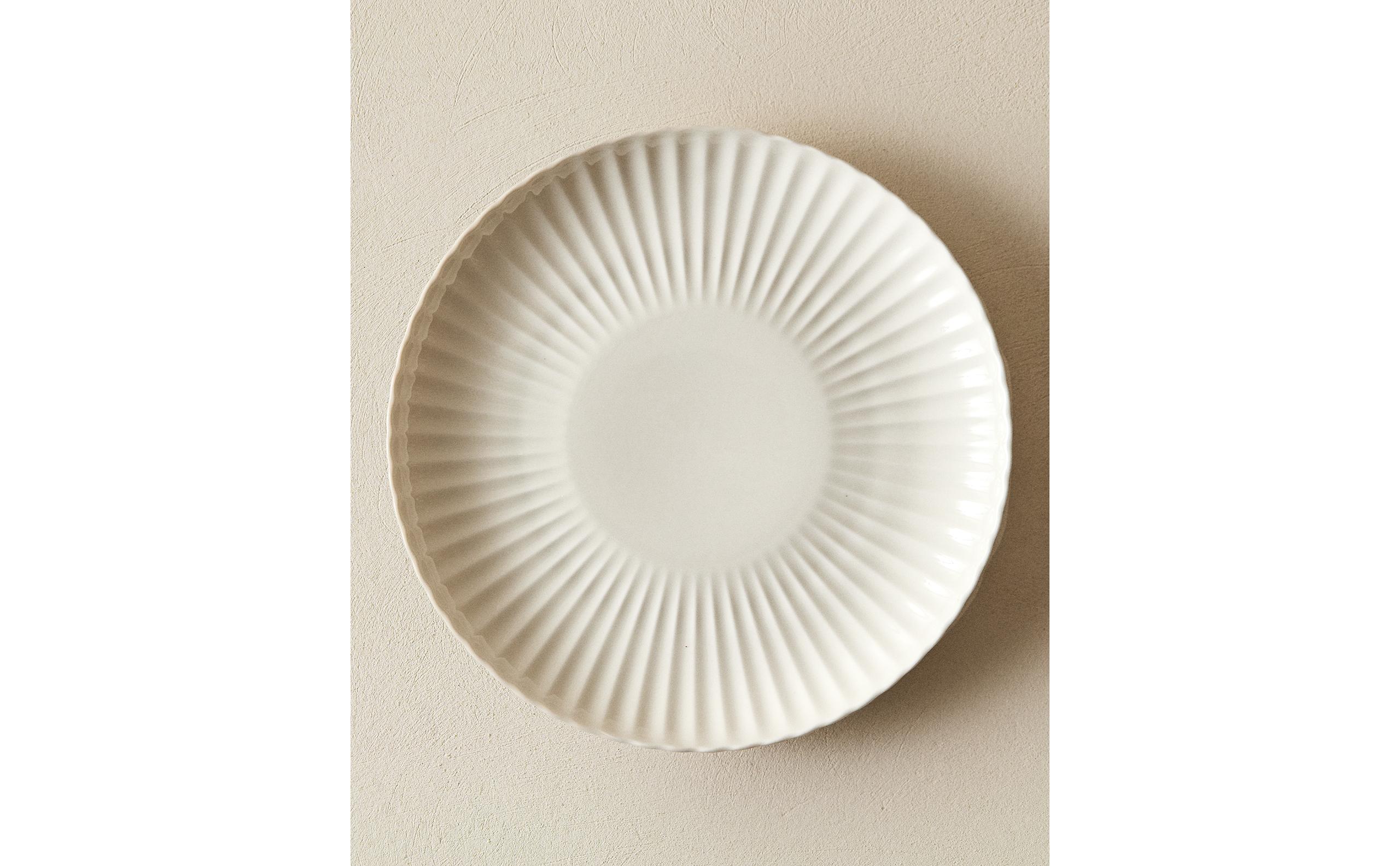 SCALLOPED PORCELAIN DINNER PLATE Zara Home UAE DUBAI/SHARJAH