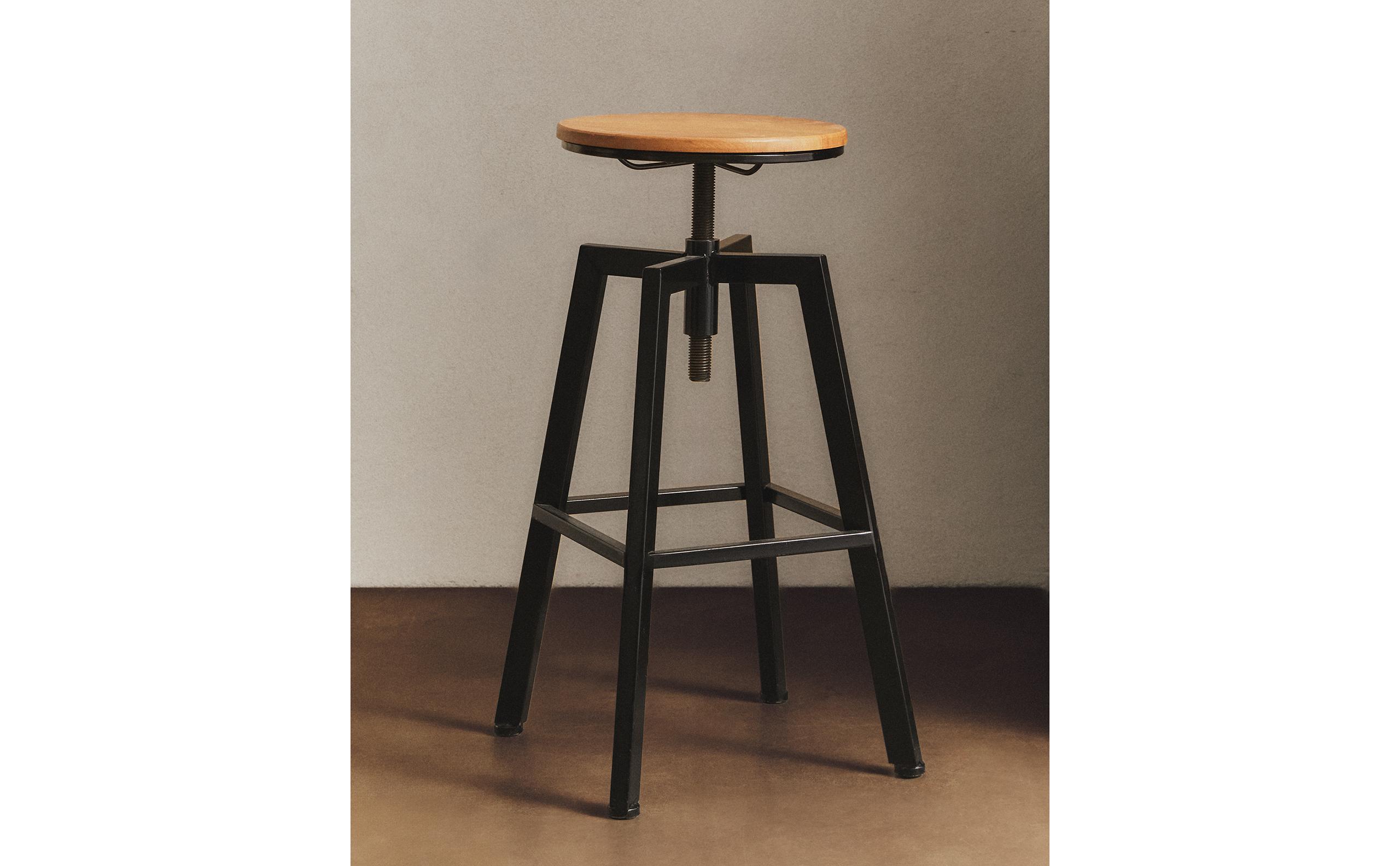 【直接引取】ZARA HOME 木製＆メタル 回転式ハイスツール 回転式ウッド＆メタル バー スツール | Zara Home 日本/Japan