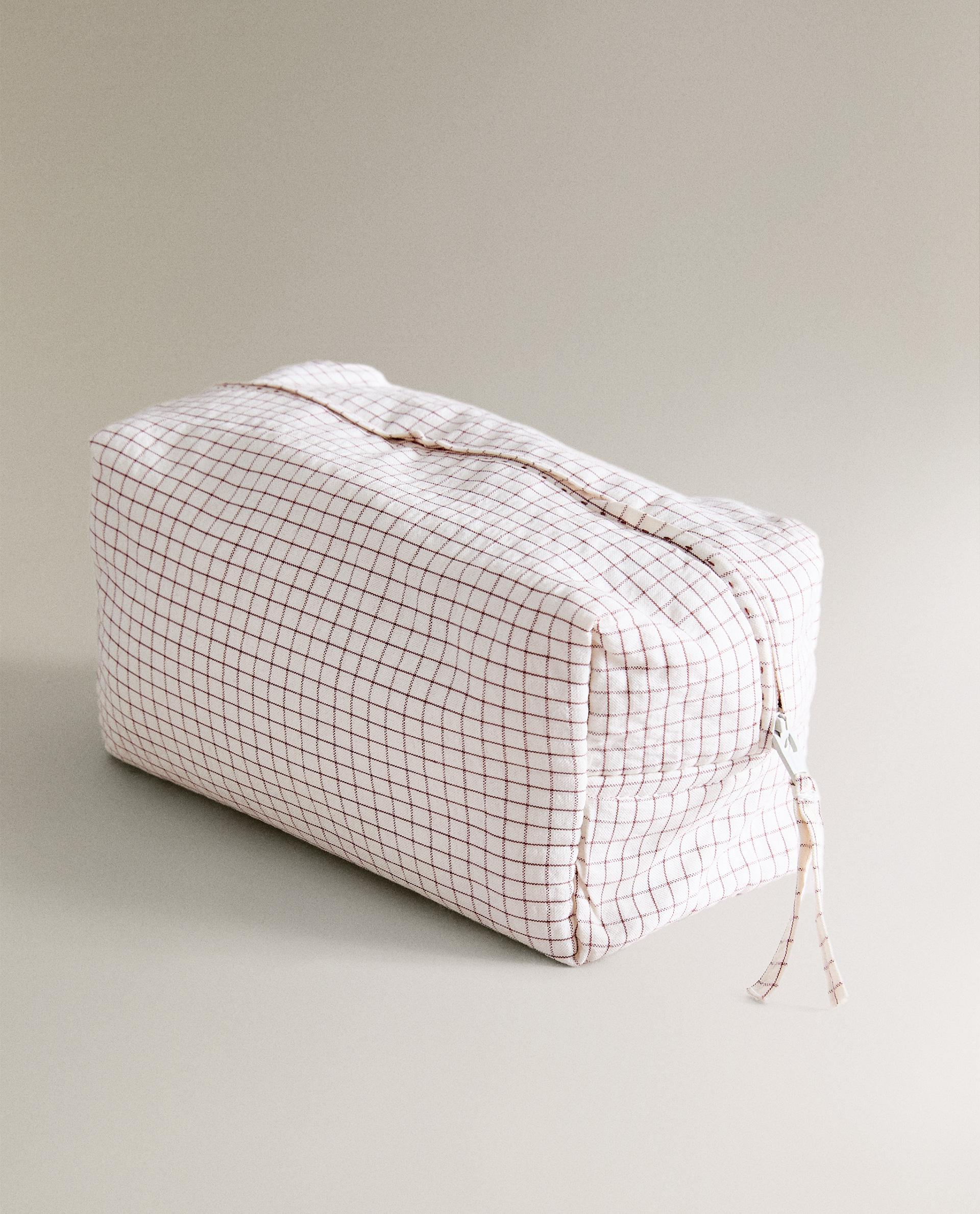 CHILDREN'S SMALL STRIPED TOILETRY BAG