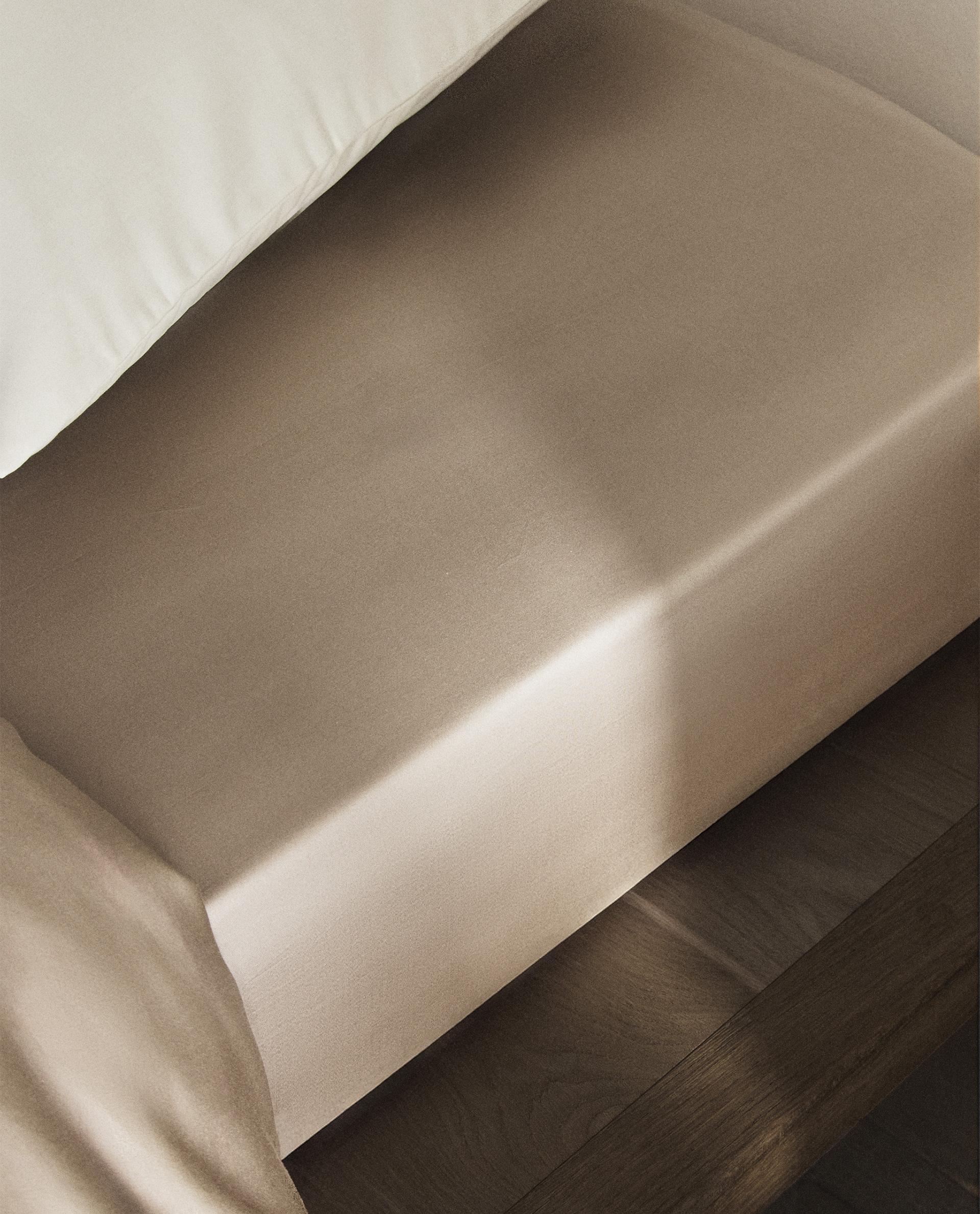 ザラホーム Zara  ベージュ サテン ボックスシーツ ザラホーム Zara Home ベージュ サテン ボックスシーツ