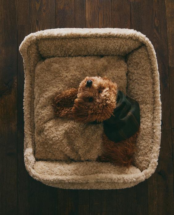 FAUX SHEARLING PET BED FAUX SHEARLING PET BED