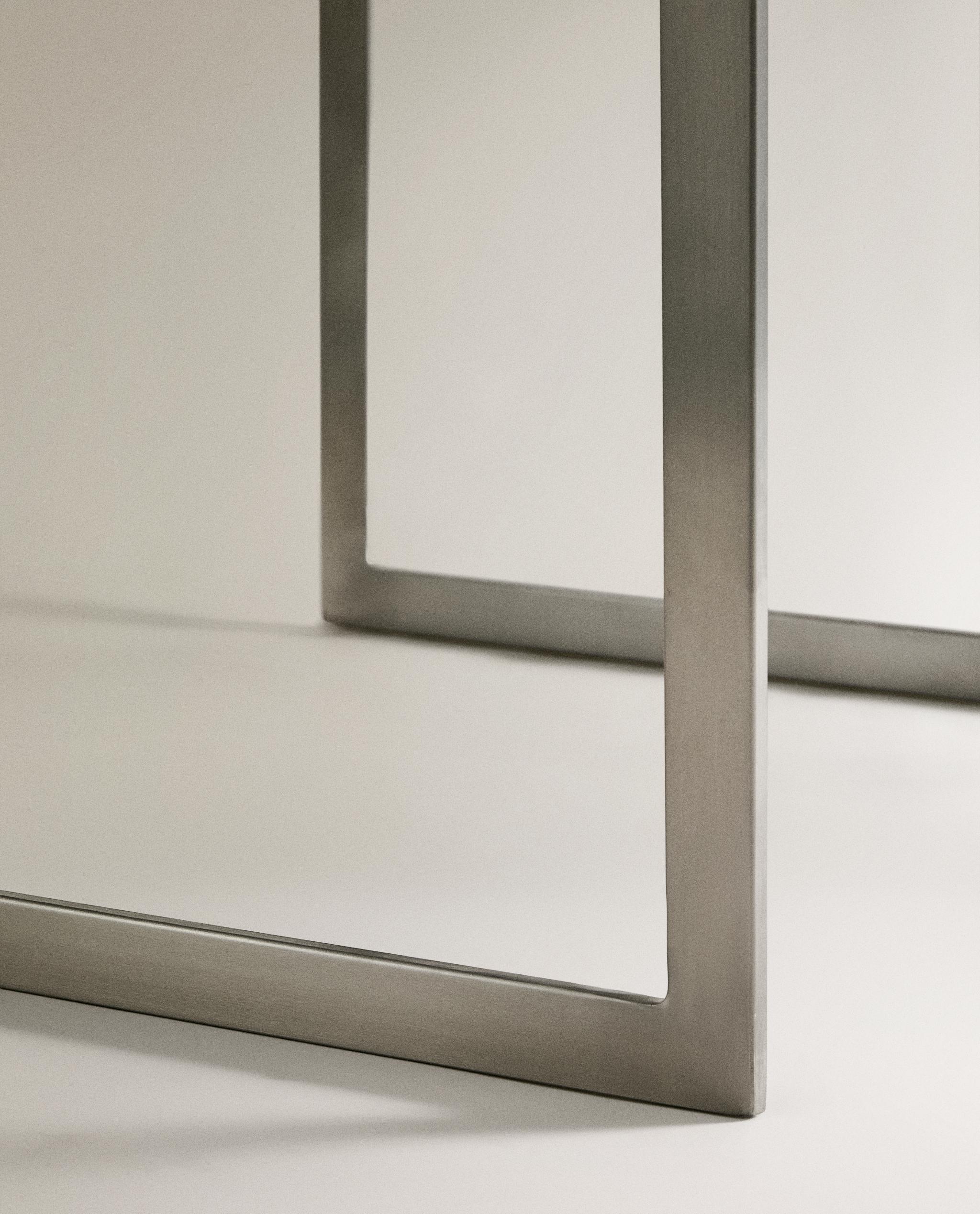 スクエアメタル　サイドテーブル　ZARA 　ザラホーム SQUARE STAINLESS STEEL SIDE TABLE | Zara Home United States of America