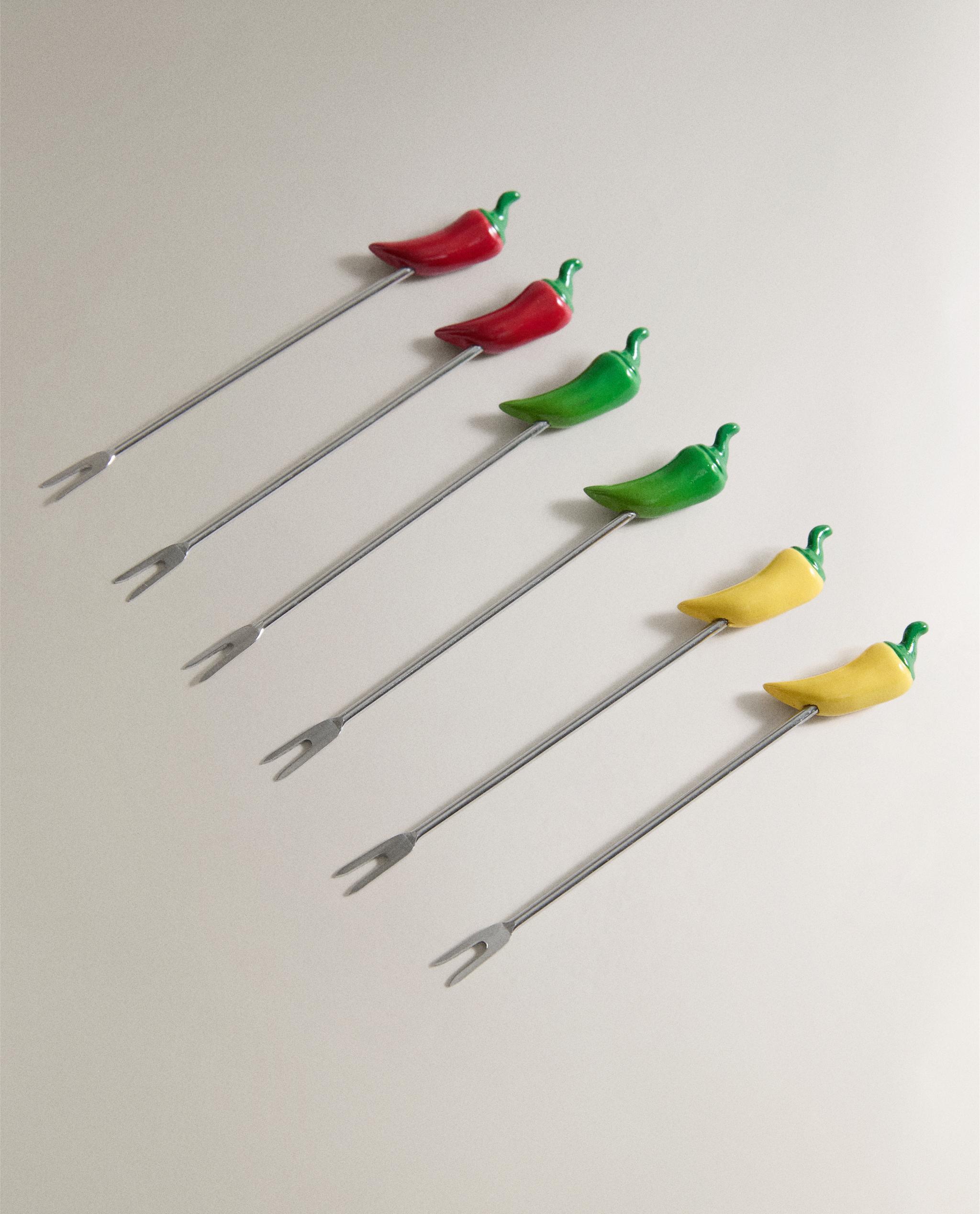 PACK OF CHILLI PEPPER COCKTAIL PICKS product thumbnail 7