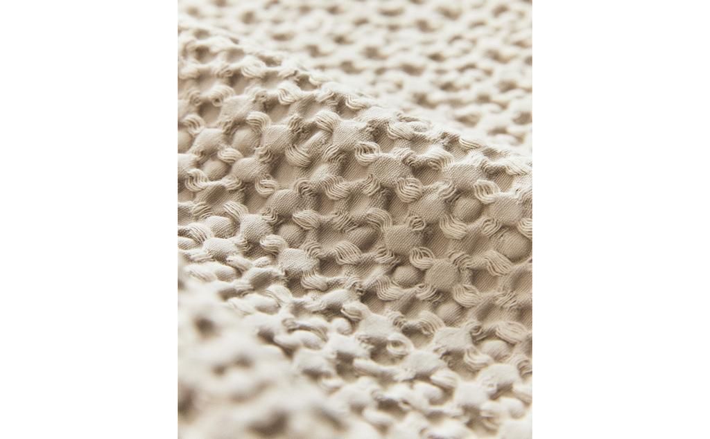 شرشف بحبكة وافل صغيرة