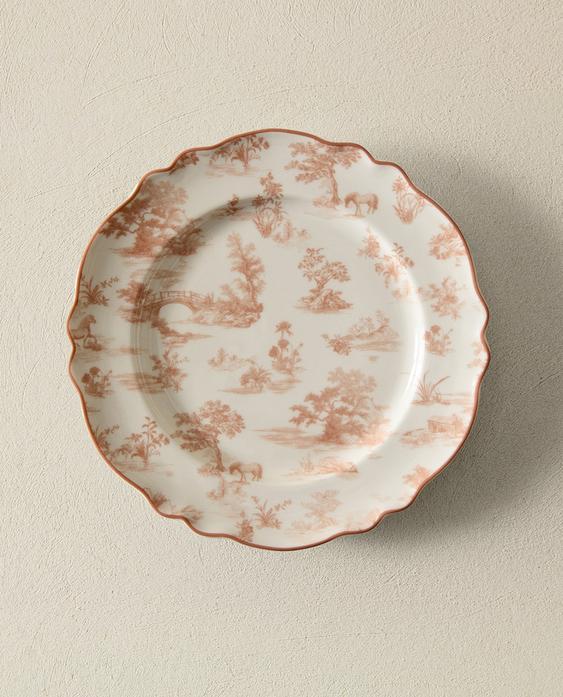 DESSERT PLATE WITH DESIGN