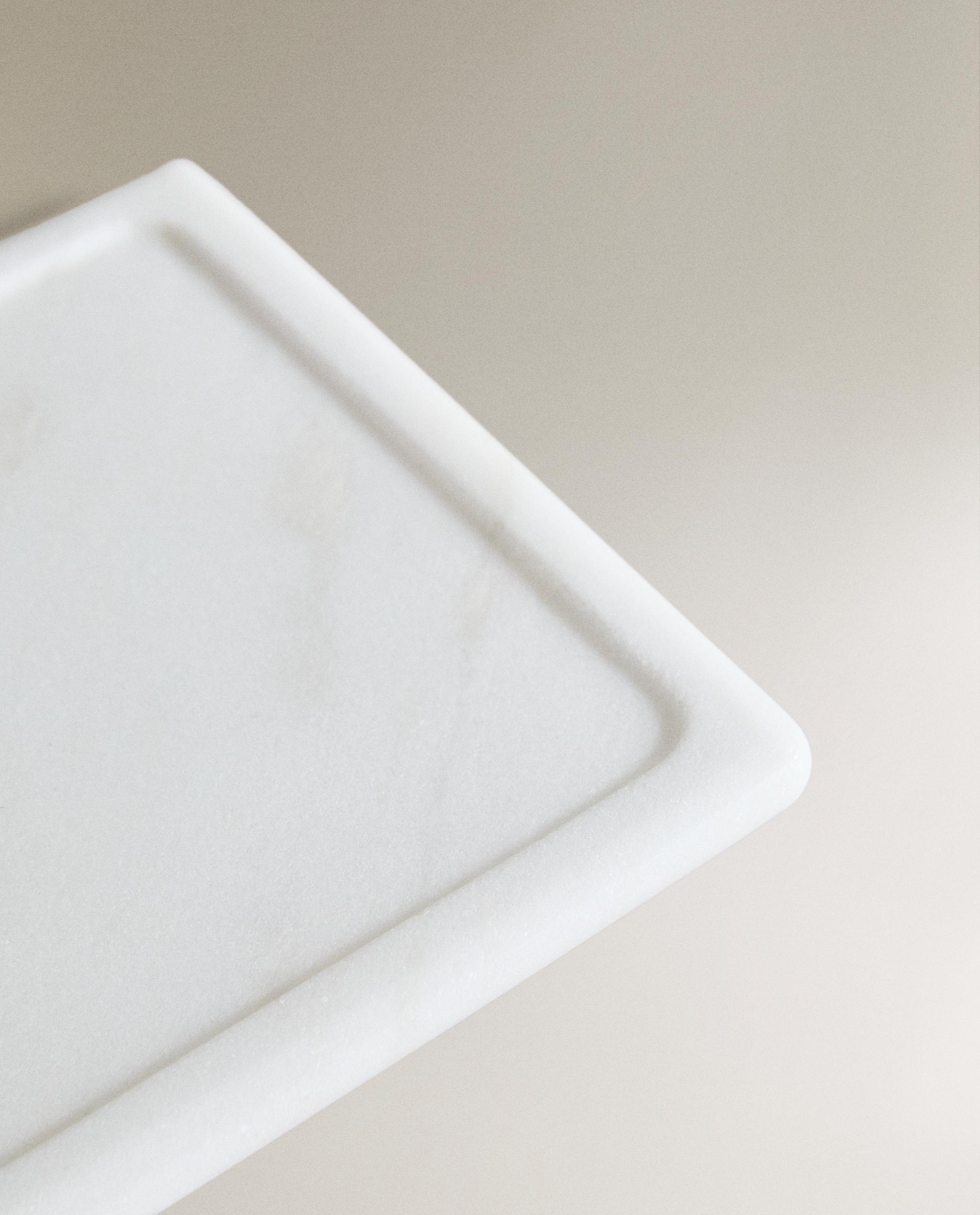 WHITE MARBLE BATHROOM TRAY product thumbnail 3