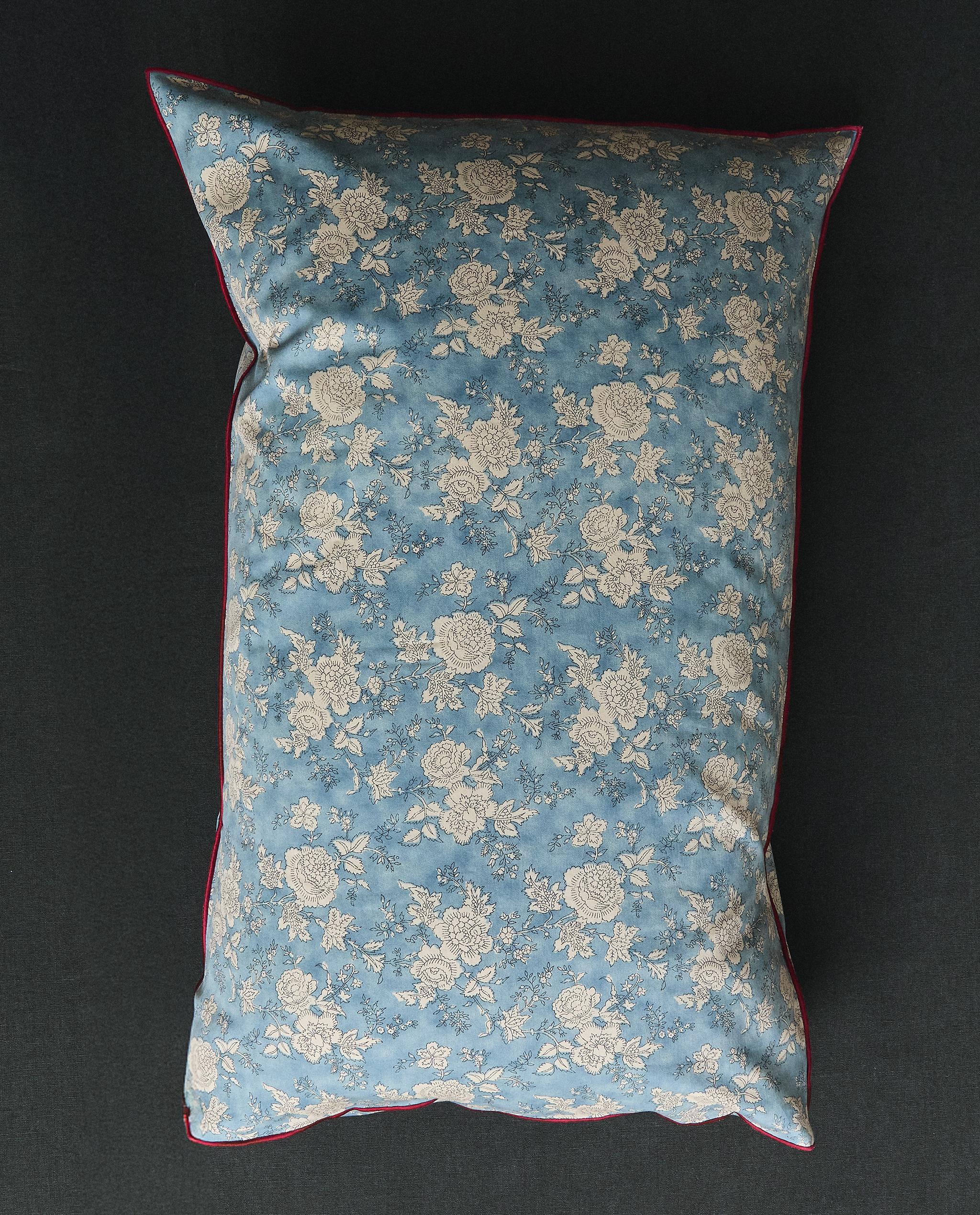 FLORAL PRINT CUSHION COVER product thumbnail 10