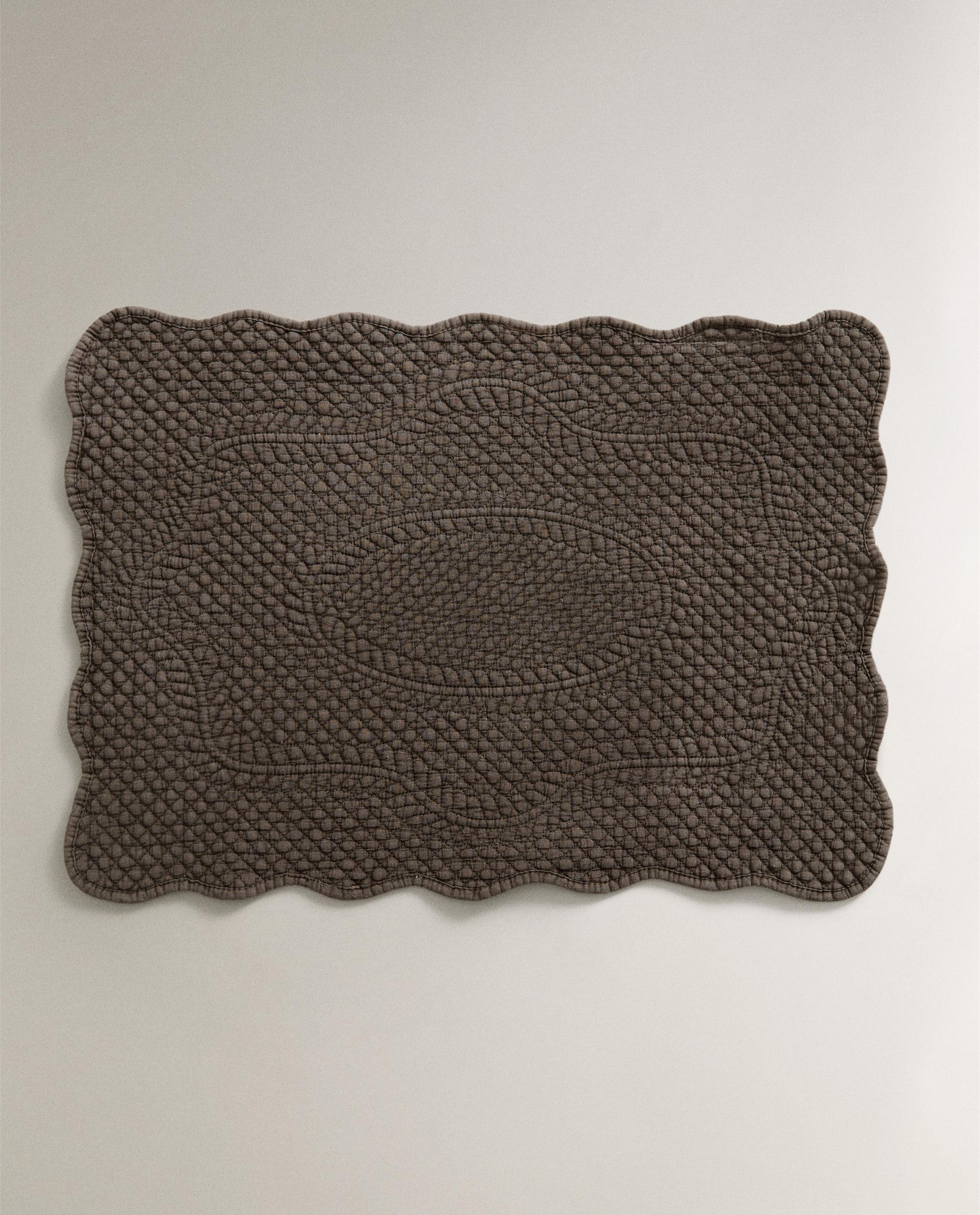 QUILTED PLACEMAT product thumbnail 19