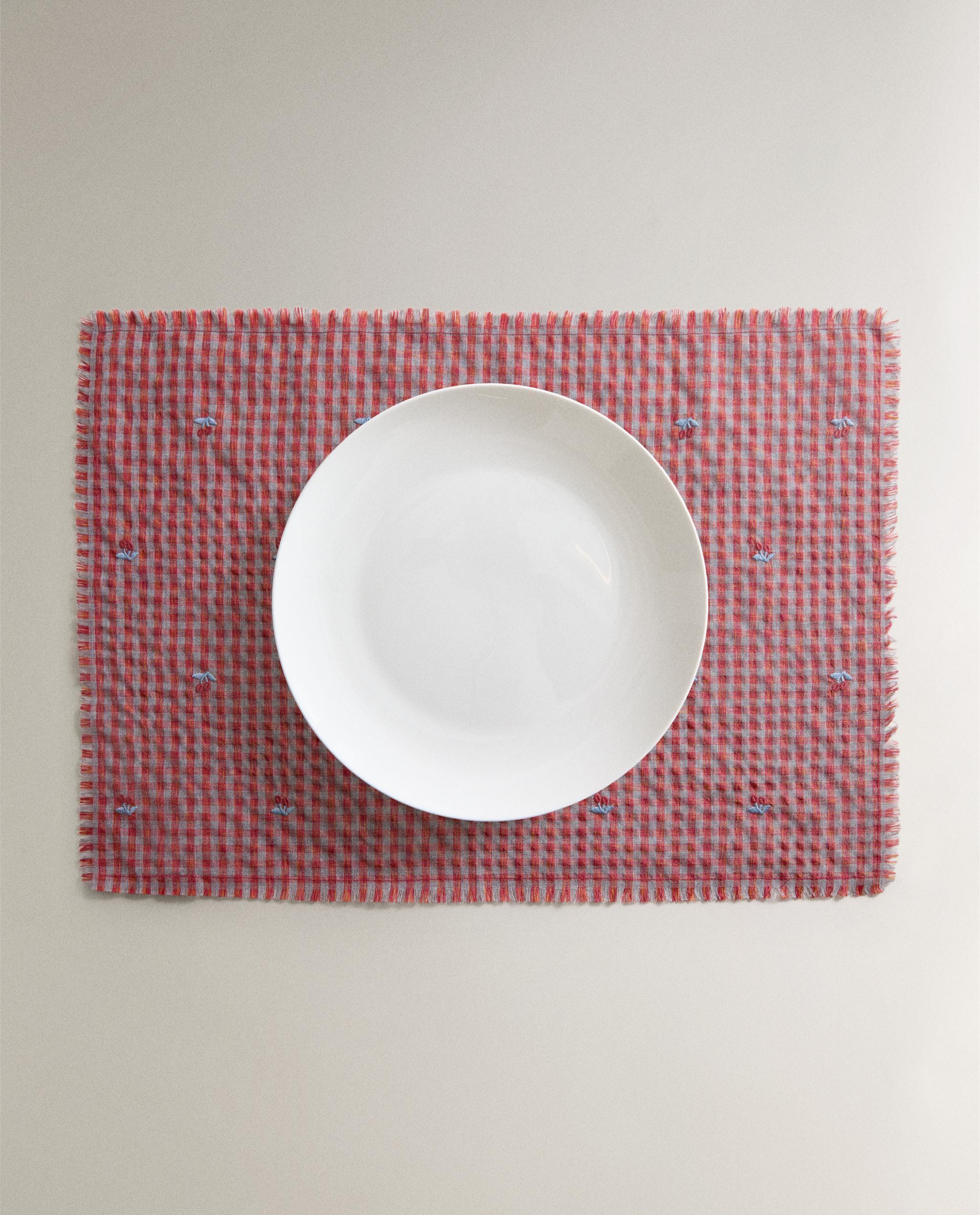 CHERRY PLACEMAT product thumbnail 4