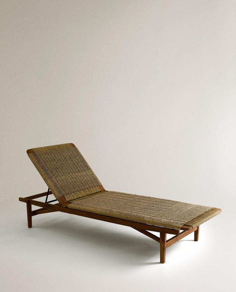TEAK OUTDOOR LOUNGER