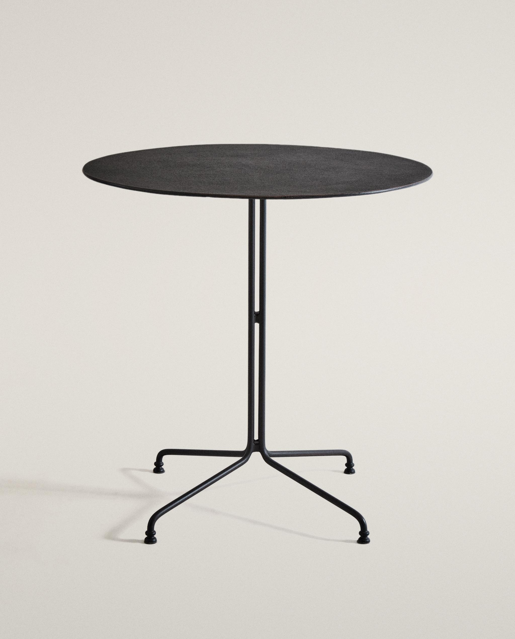 TABLE EN FER FORGÉ EXTÉRIEUR — Zara Home