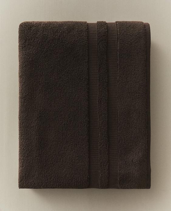 EXTRA SOFT DOUBLE BORDER BATH TOWEL