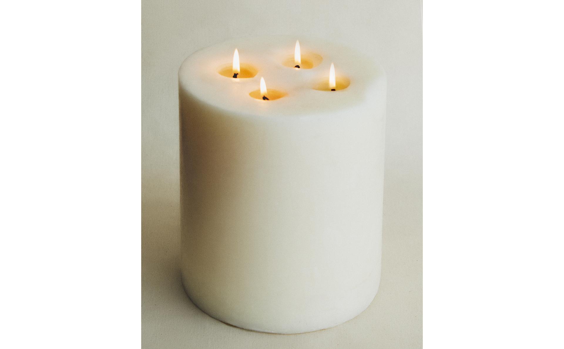 LARGE DECORATIVE CANDLE LARGE DECORATIVE CANDLE