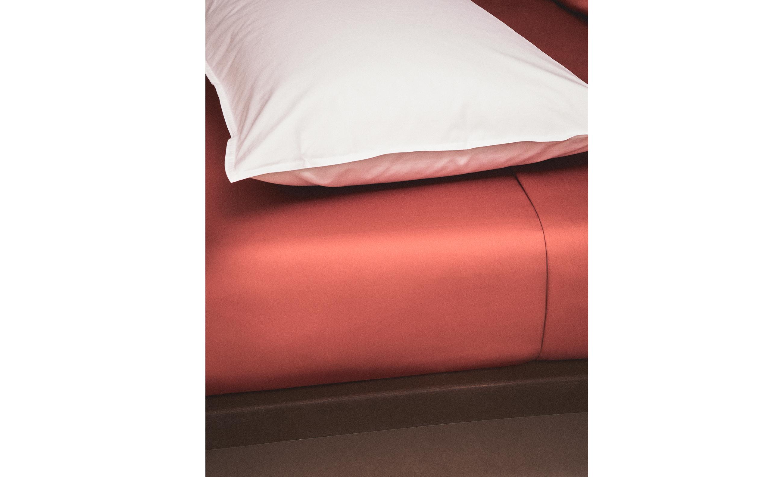 SATEEN FITTED SHEET | 30 CM HIGH (300 THREAD COUNT) product thumbnail 18