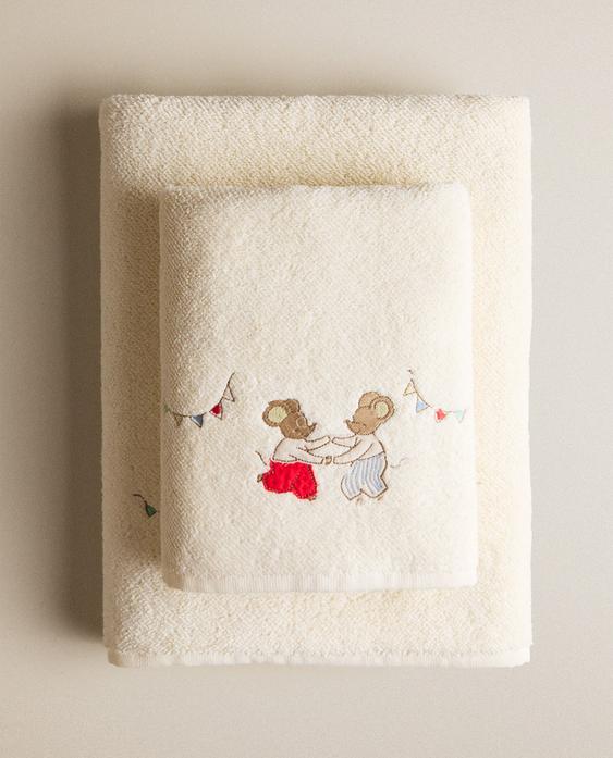 KINDERHANDTUCH MIT MÄUSEN