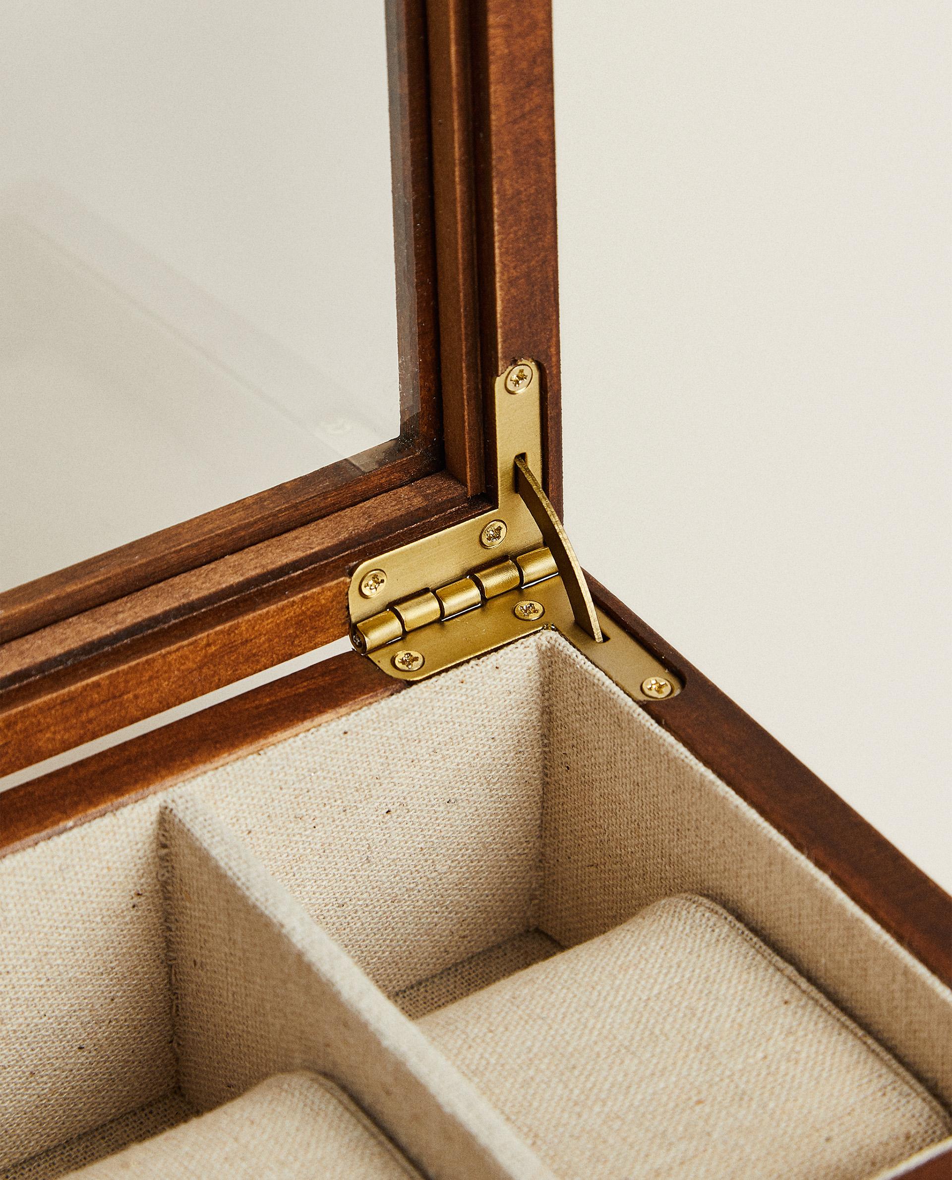 WOODEN AND LINEN WATCH BOX product thumbnail 8