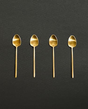 PACK OF DESSERT SPOONS WITH HAMMERED HANDLES (PACK OF 4)