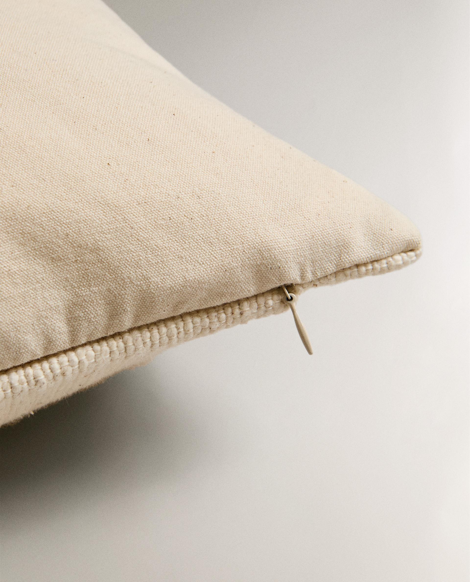 刺繍 クッションカバー | Zara Home 日本/Japan