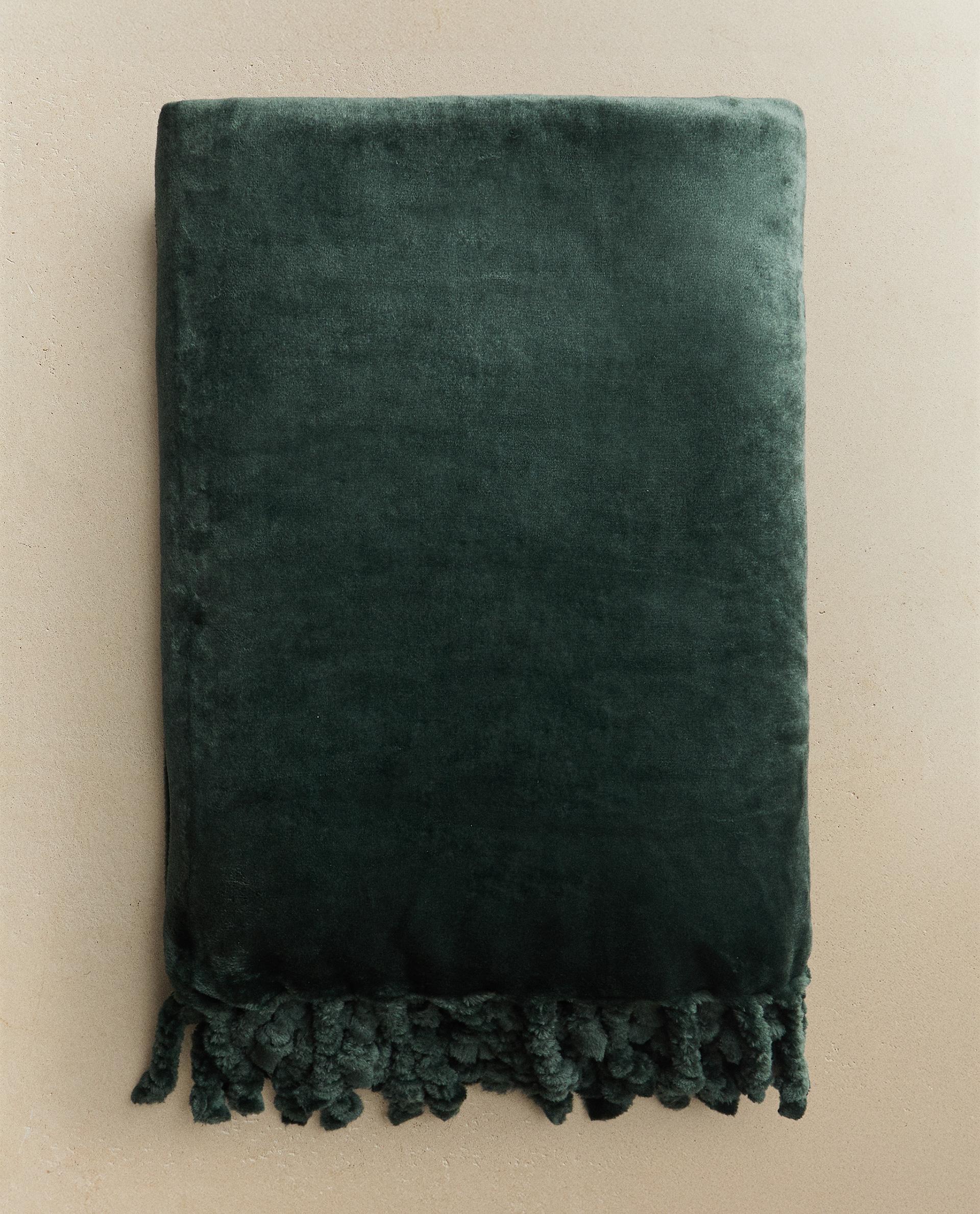 ソファーやリビングルーム用のスロー | Zara Home 日本/Japan