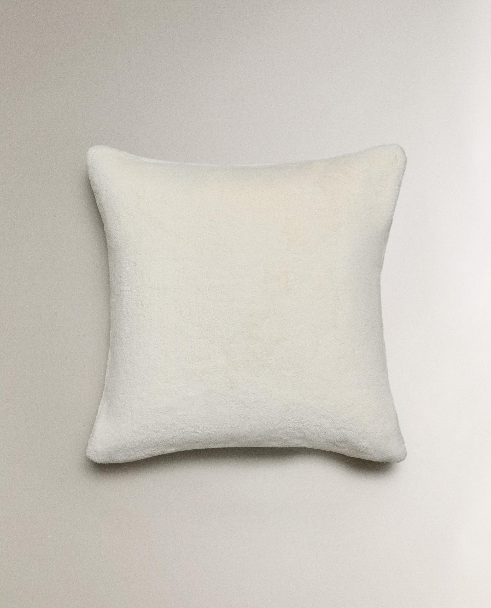 ザラホーム　クッションカバー フェイクファー クッションカバー | Zara Home 日本/Japan