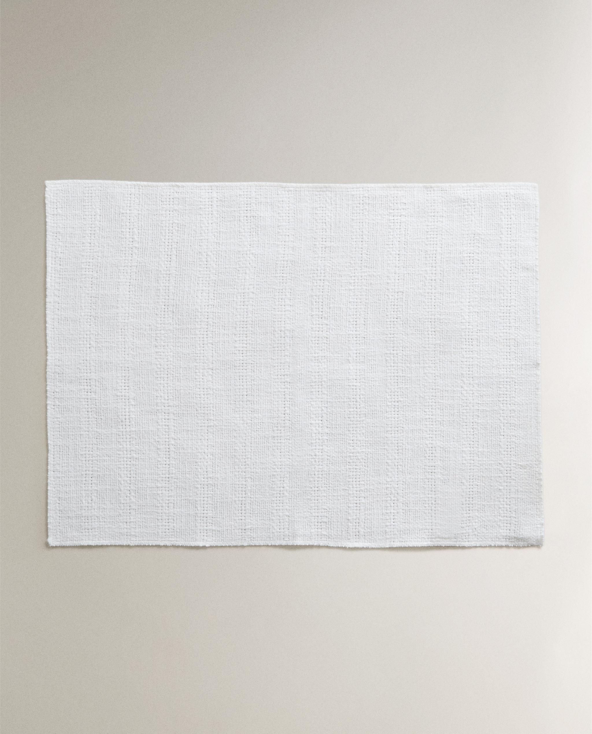 TEXTURED LINEN PLACEMAT product thumbnail 4