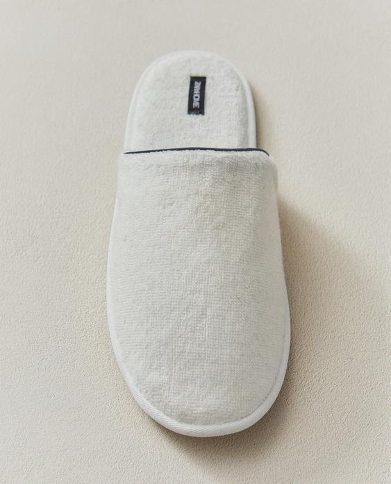 ZAPATILLA TOALLA BAÑO ZAPATILLA TOALLA BAÑO