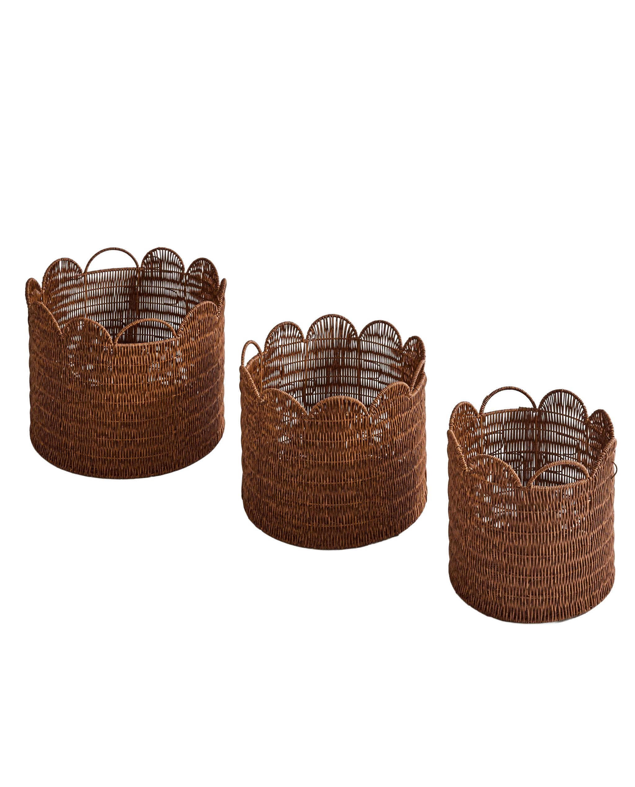 SCALLOPED ROUND RECYCLED PLASTIC BASKET product thumbnail 5