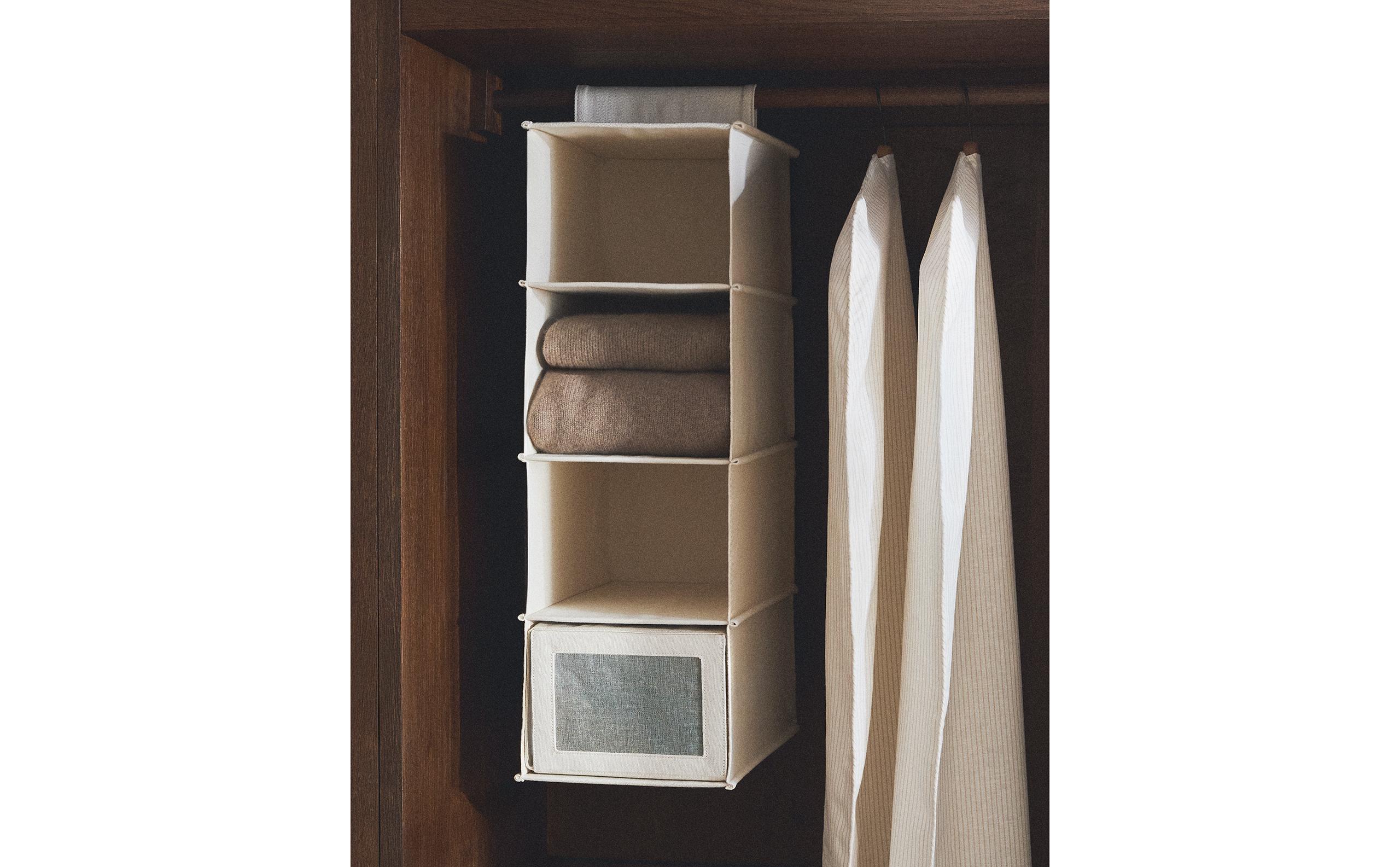 42573019712-f.jpg?ts=1756222404435