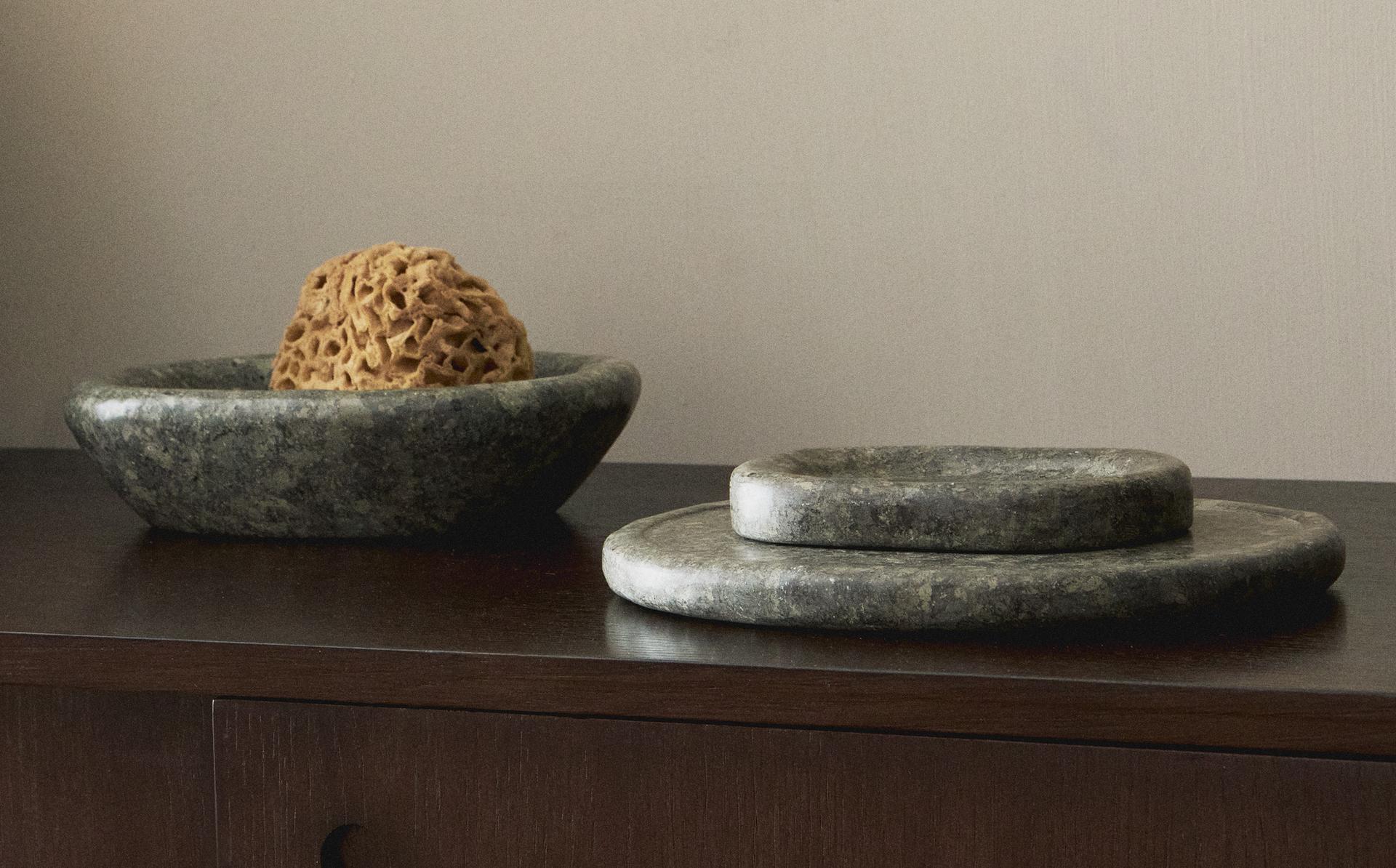 סט לחדר האמבטיה משיש בצבע ירוק