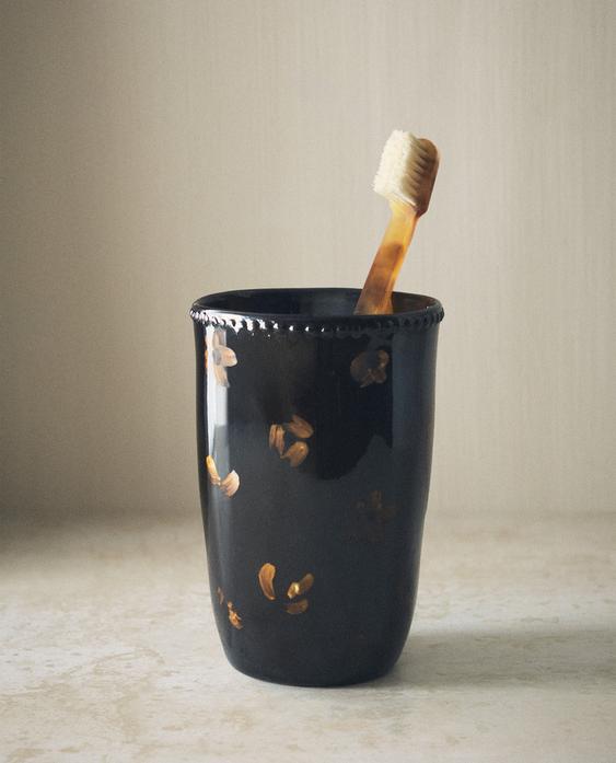 FLORAL TOOTHBRUSH HOLDER FLORAL TOOTHBRUSH HOLDER
