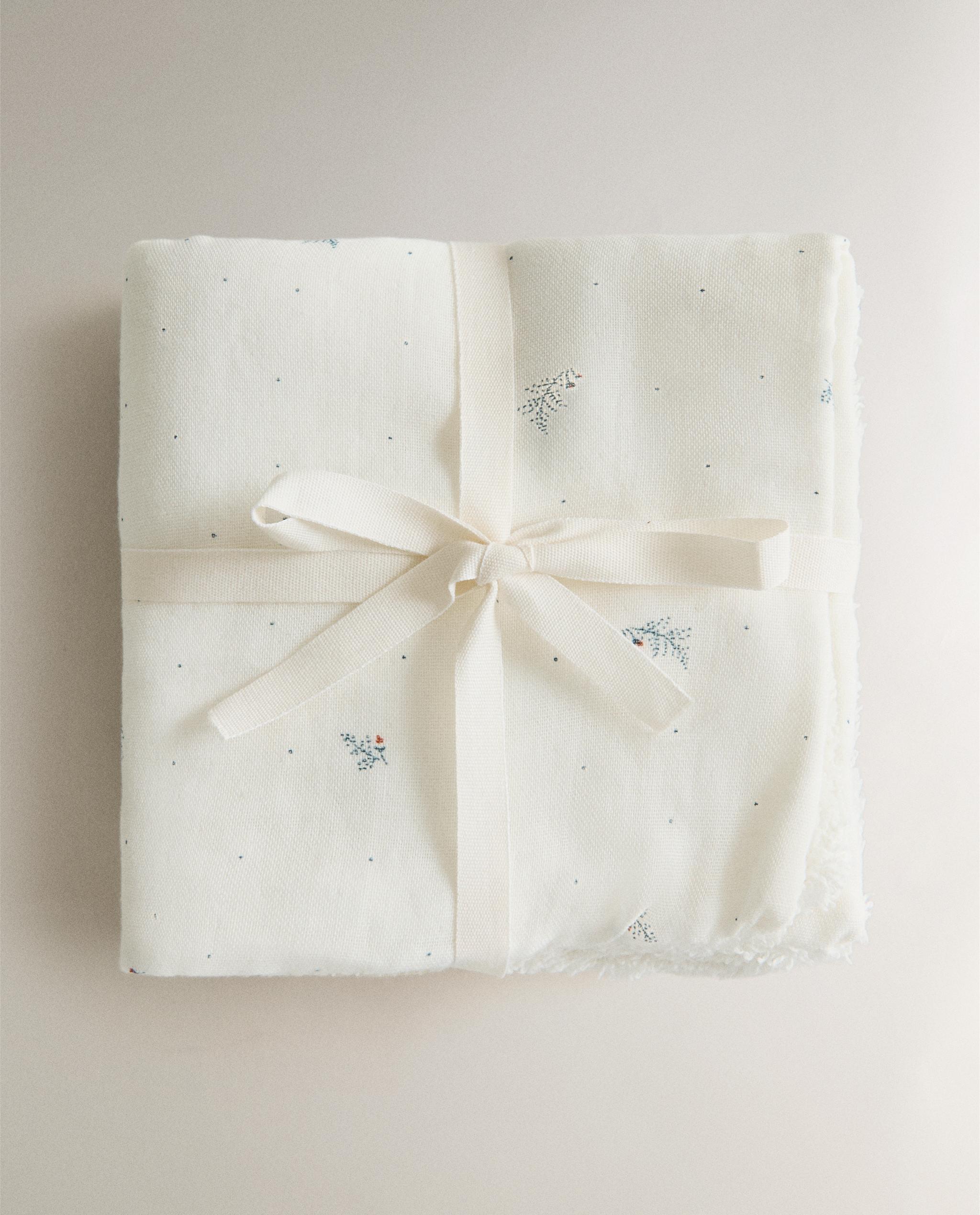 MINI FLORAL BABY TOWEL (SET OF 3) product thumbnail 3