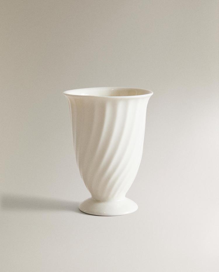 RELJEFNA KERAMIČKA ČAŠA ZA ČETKICE ZA ZUBE