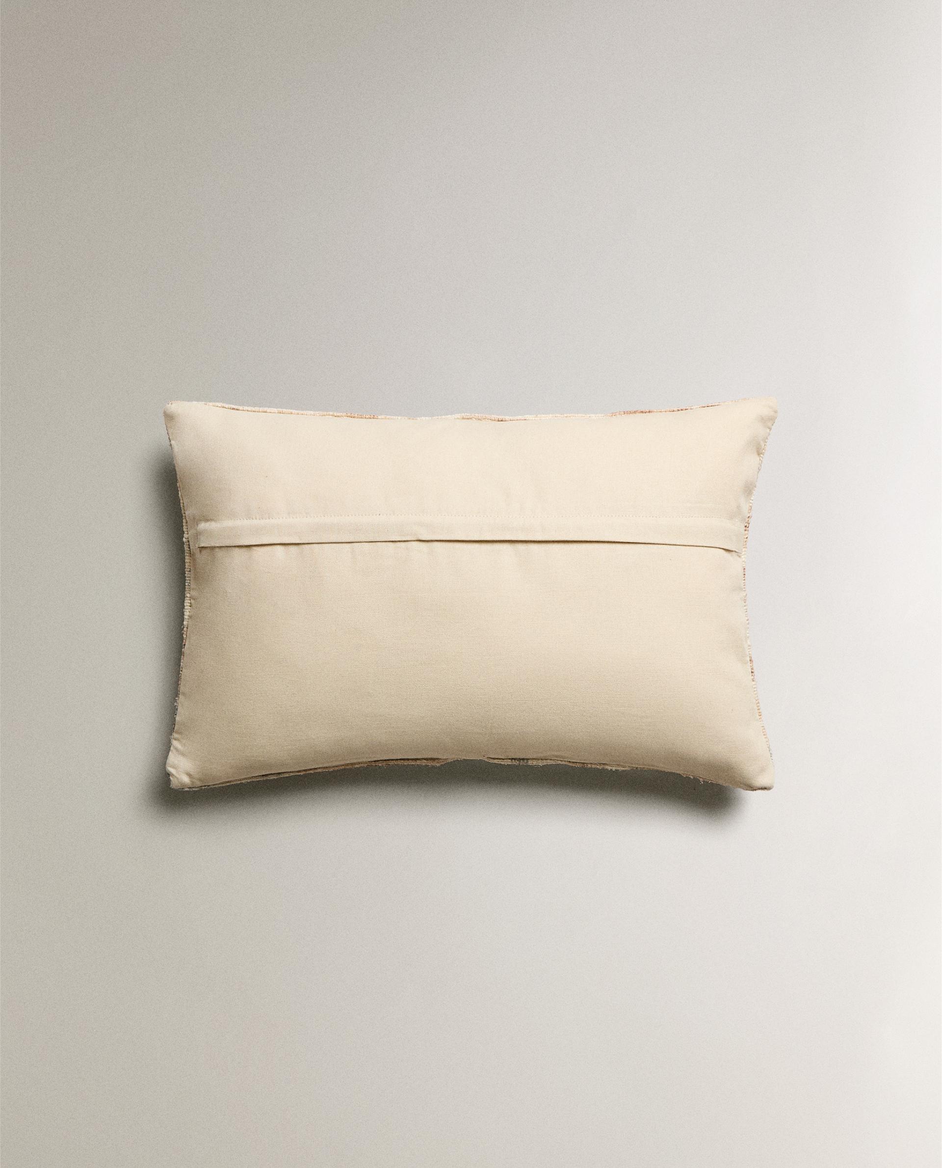 RUSTIC LINEN THROW PILLOW COVER Zara Home Canada