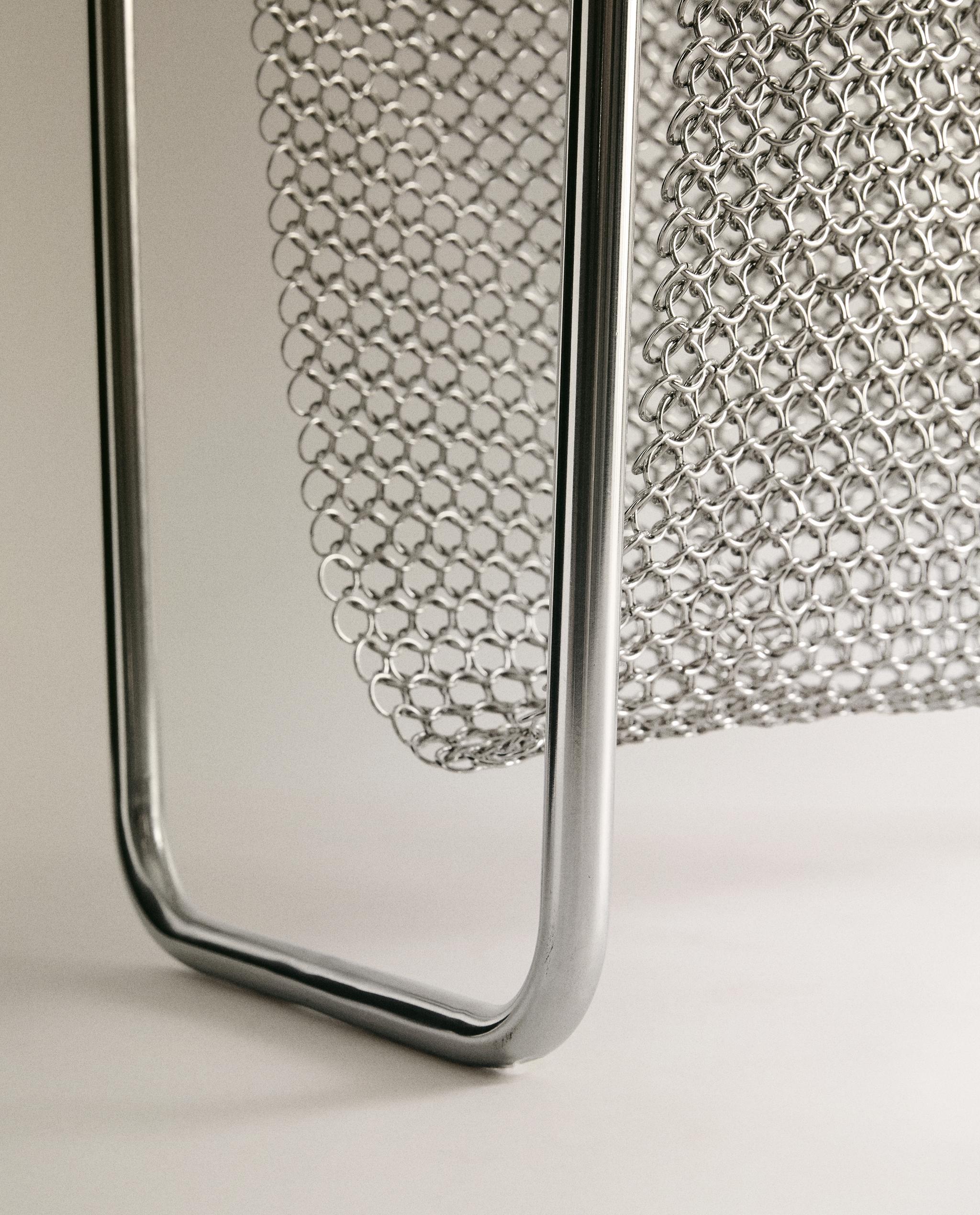 METAL MESH MAGAZINE RACK product thumbnail 4