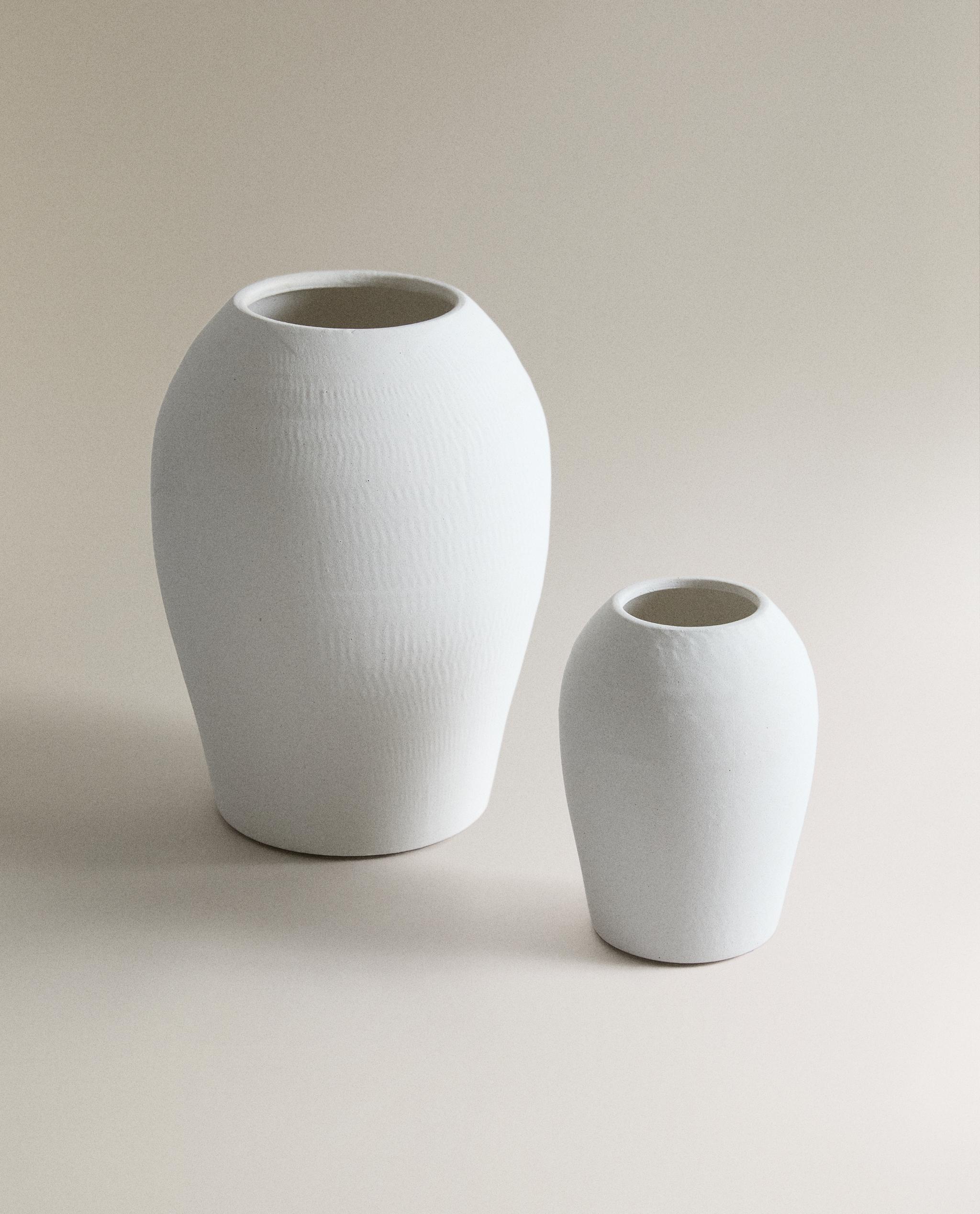 TEXTURED CERAMIC VASE