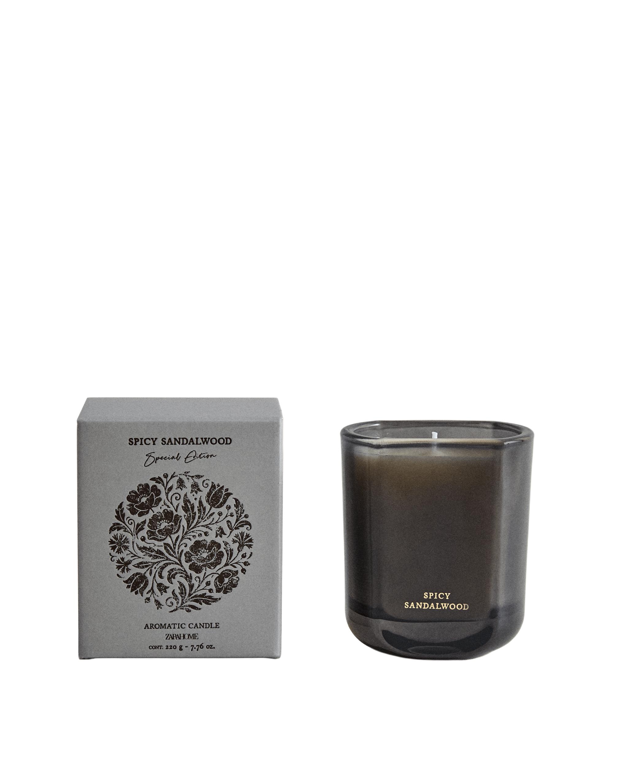 (220 G) SPICY SANDALWOOD SCENTED CANDLE product thumbnail 6