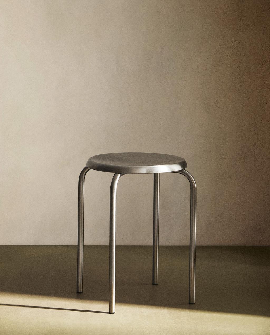 STAINLESS STEEL STOOL