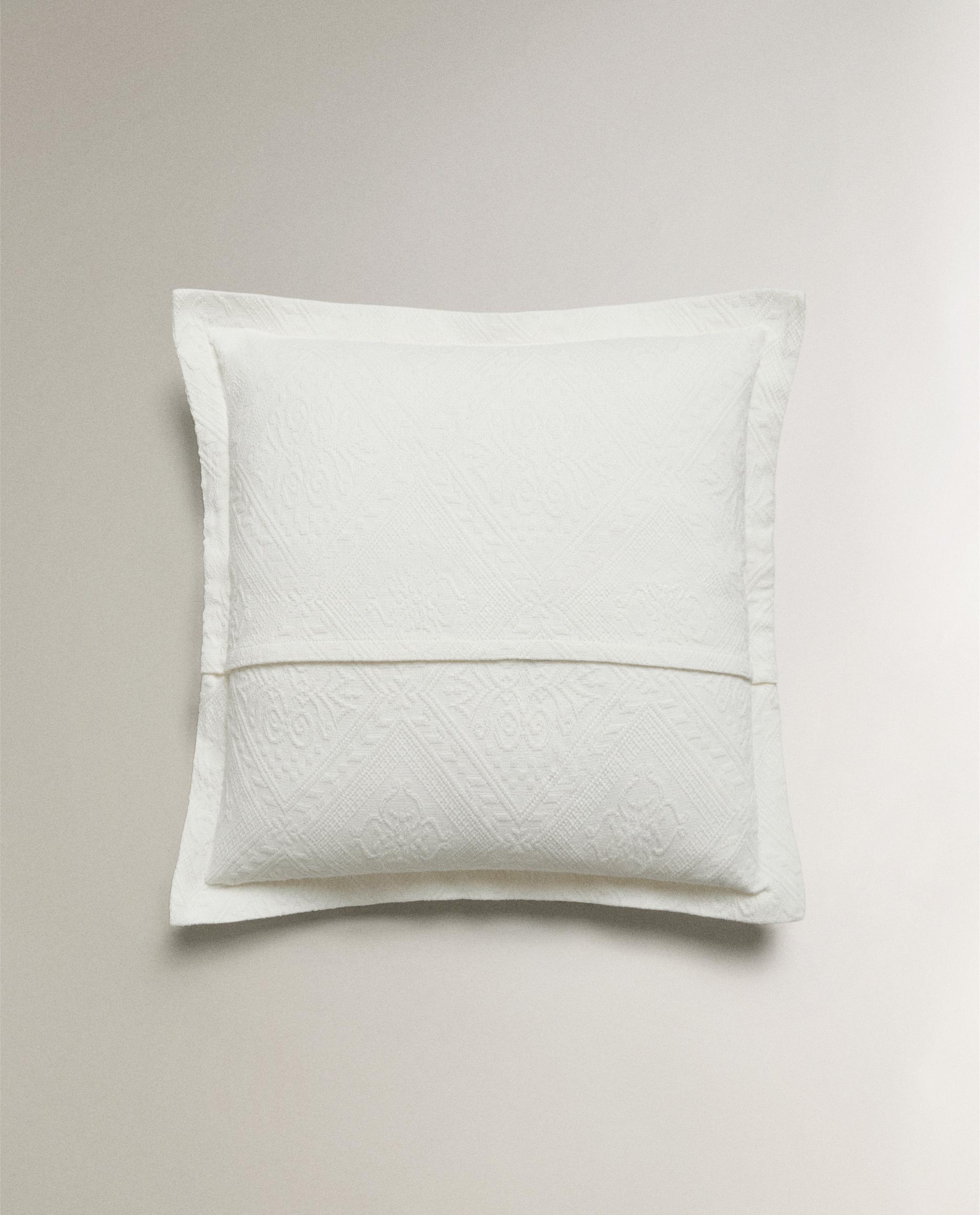 COTTON CUSHION COVER WITH GEOMETRIC DESIGN product thumbnail 4