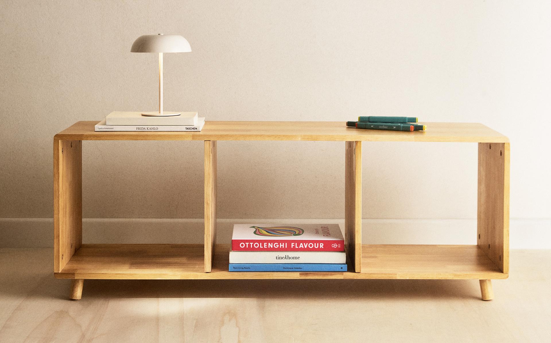 HOUTEN DRESSOIR HOUTEN DRESSOIR