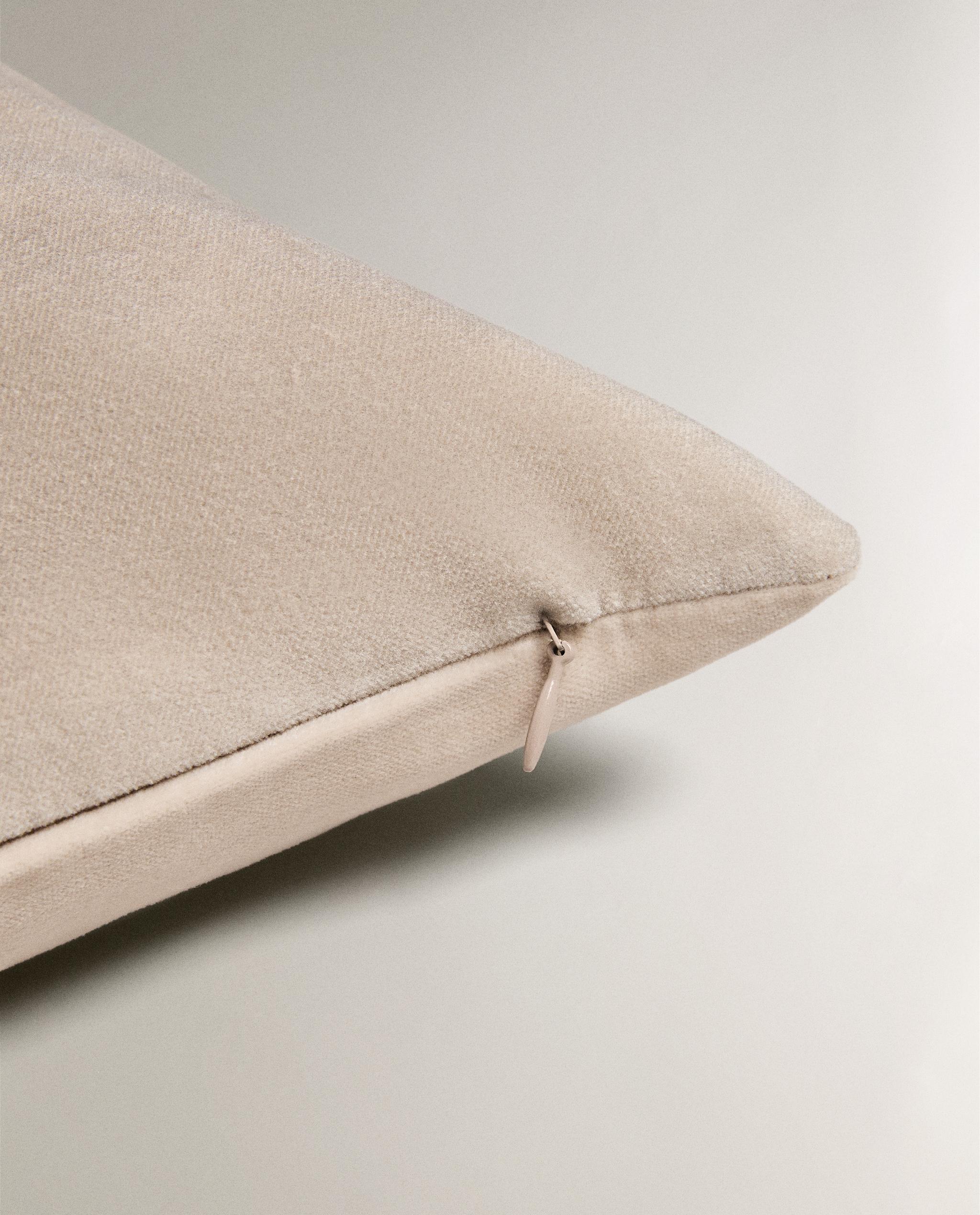HORSE CUSHION COVER product thumbnail 2
