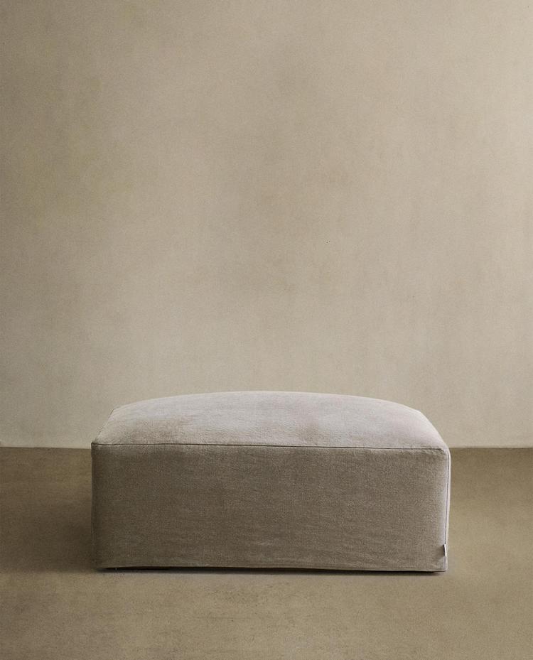 POUFFE WITH REMOVABLE WASHED LINEN COVER